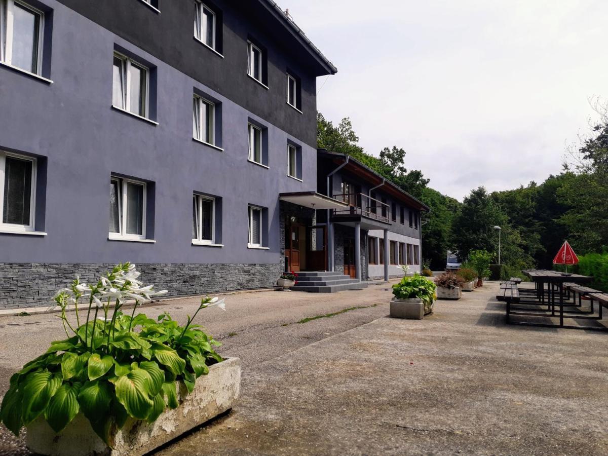 Rekreačné zariadenie Javorinka Stará Turá Exterior foto